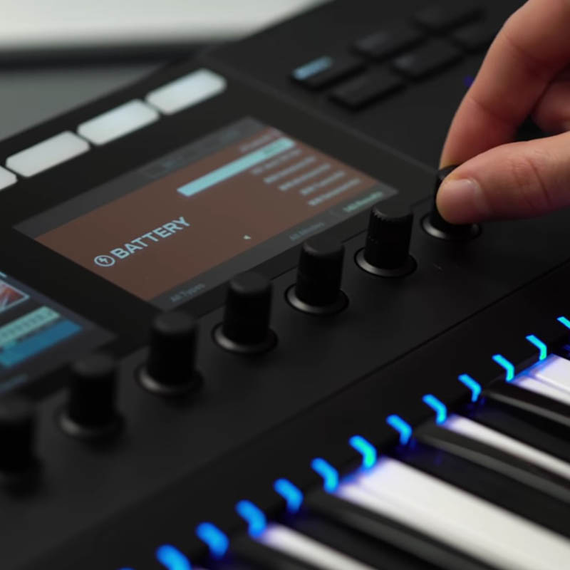 is native instruments komplete kontrol mk2 a workstation is native instruments komplete kontrol mk2 a workstation