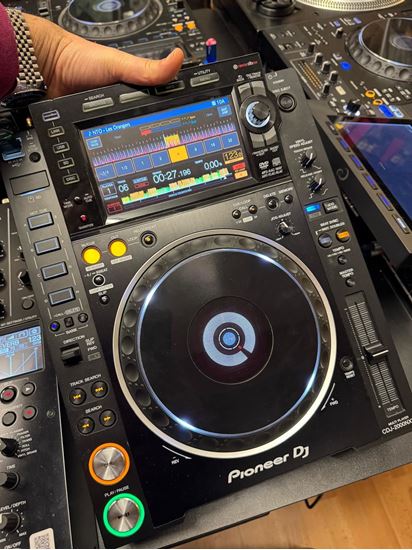 Immagine di CDJ 2000 NXS2 COPPIA (USATI CON DECKSAVER INCLUSO)