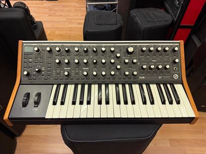 Immagine di Subsequent 37 (usato)