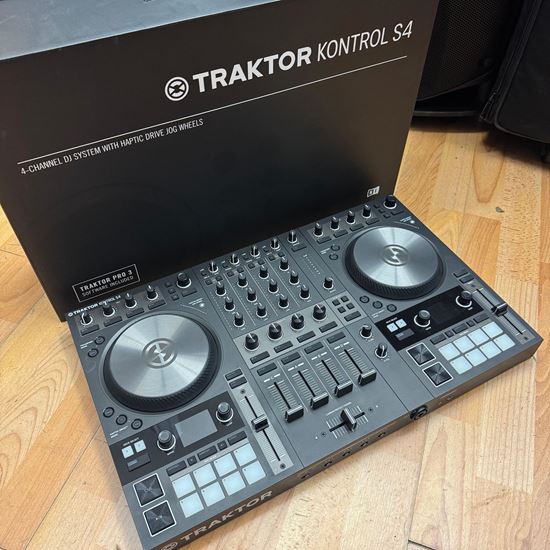 Immagine di Traktor Kontrol S4 MK3 (usata)